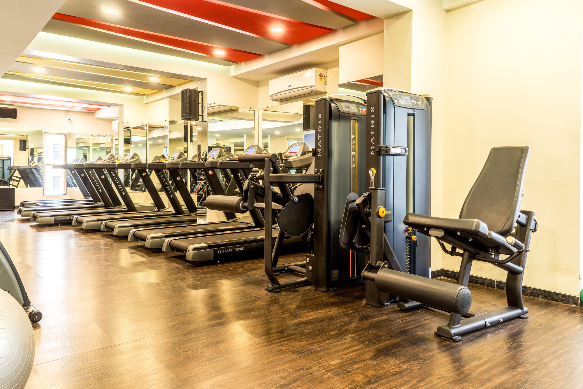 فندق Treebo Trend Royal Kourt Aurangabad المظهر الخارجي الصورة